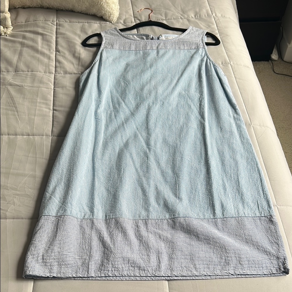 Vineyard Vines Sz 10 Shift NWT with bow detail
